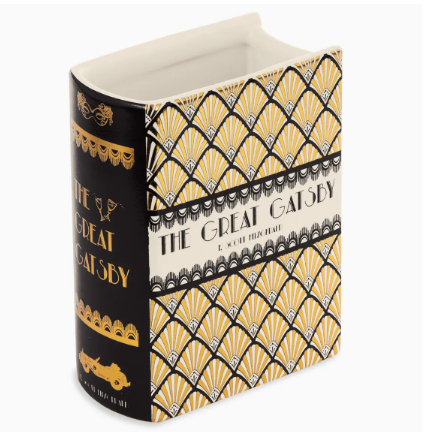 Pieni Maljakko, kirja Great Gatsby/Kultahattu