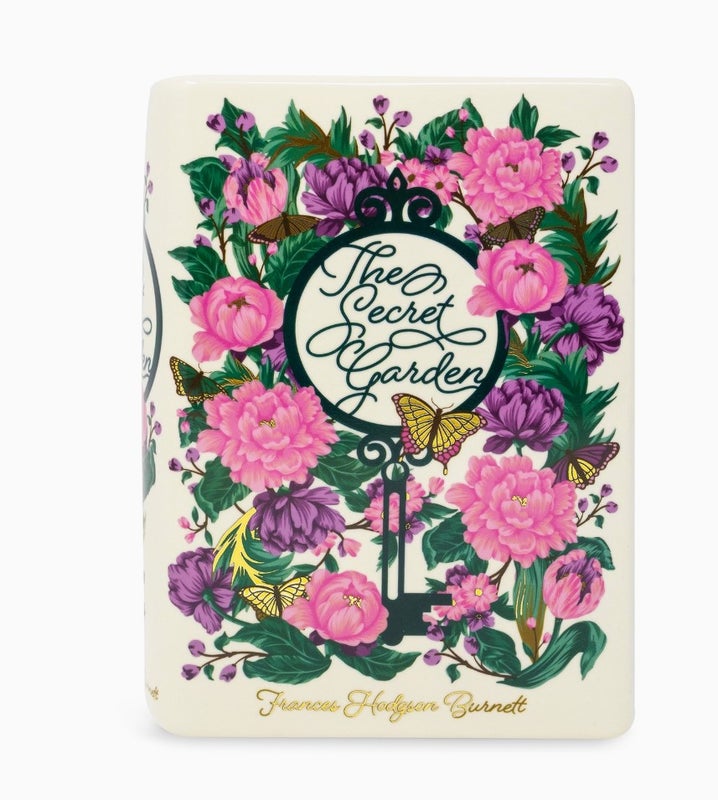 Maljakko, kirja The Secret Garden vaaleanpunainen